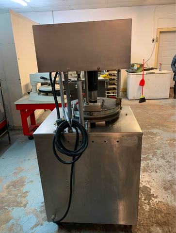 AM Manufacturing - Little Toro Pizza Press LT-1800H