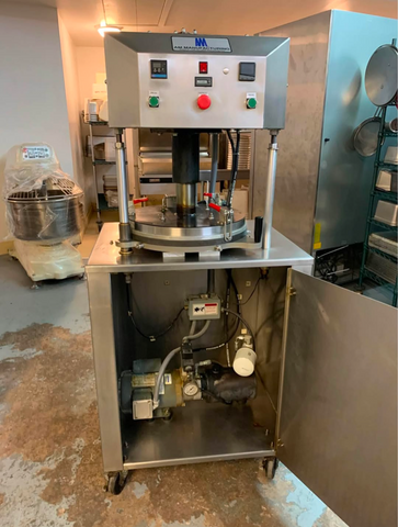 AM Manufacturing - Little Toro Pizza Press LT-1800H