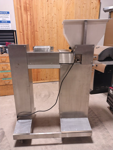 New - SOMERSET SDD-450 dough divider