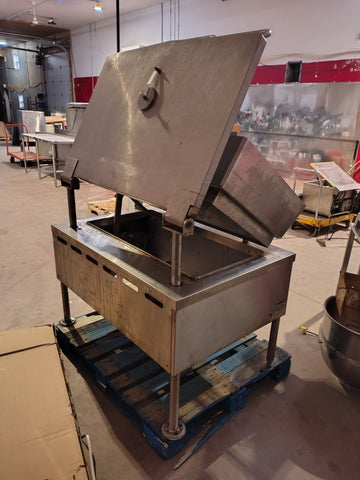 Reconditioned - Southbend BELM-40 Electric Tilting Skillet