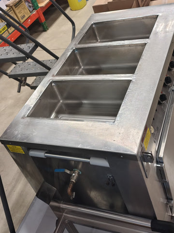 Used Fully Serviced - Hatch HSF-M-3 Stainless Steel Hot Food Server (3 wells)