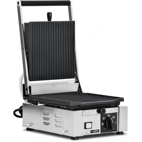Trento PG-IT-0483 - 9" x 10" Grooved Panini Grill