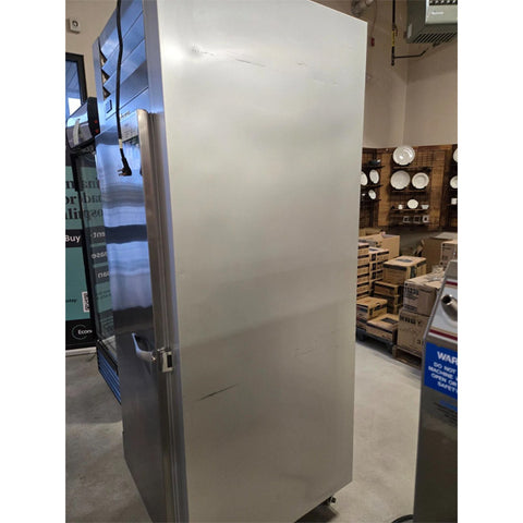 Never Been Used - Traulsen G10011 - Reach-In Refrigerator with One Door - 23.4 Cu. Ft.