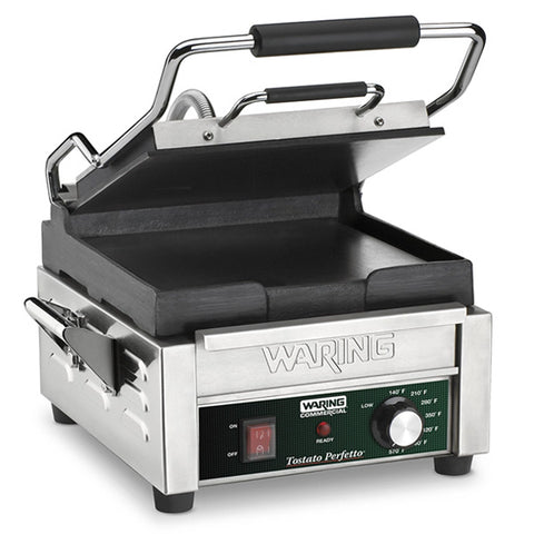 Waring Commercial WFG150 - 9" x 9" Smooth Panini Grill