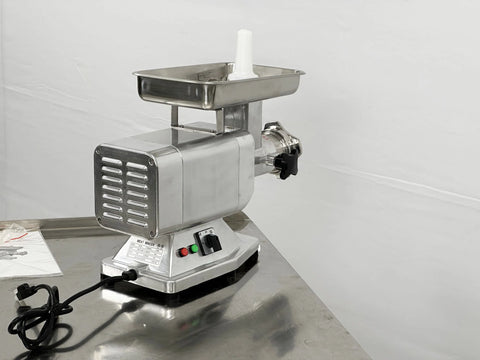 BakeMax BMMG004 Titan Series Electric Countertop 1.5HP #22 Hub Meat Grinder 660lbs. Per Hour