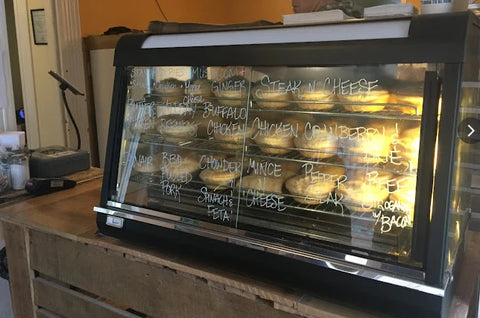 BakeMax BMTSC36 Titan Series Countertop 36 Inch Wide Electric Heated Display Case