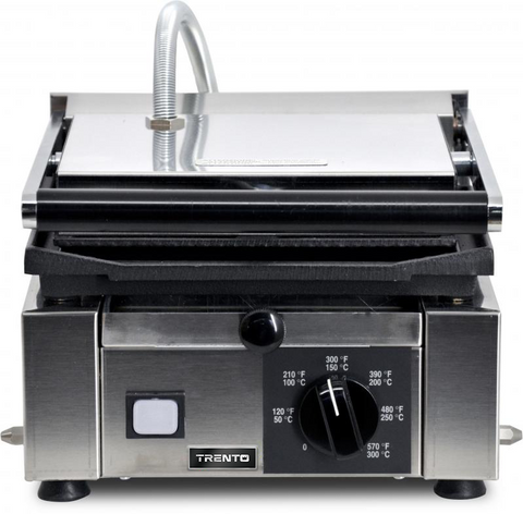 Omcan 11376 - Trento 10″ x 9″ Single Panini Grill with Grooved Top and Smooth Bottom Grill Surface