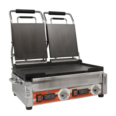 Omcan 42913 - Double Panini Grill with Smooth Plates and Timer – 10″ x 18″ Cooking Surface – 220V, 3200W