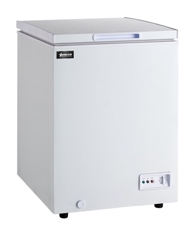 Omcan 46501 - 30" One (1) Door Chest Freezer with Solid Flat Top, 4.94 cu.ft. (140 L)